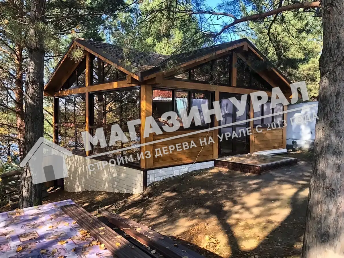 Закрытая беседка-павильон с остеклением «Хрусталь» — фото