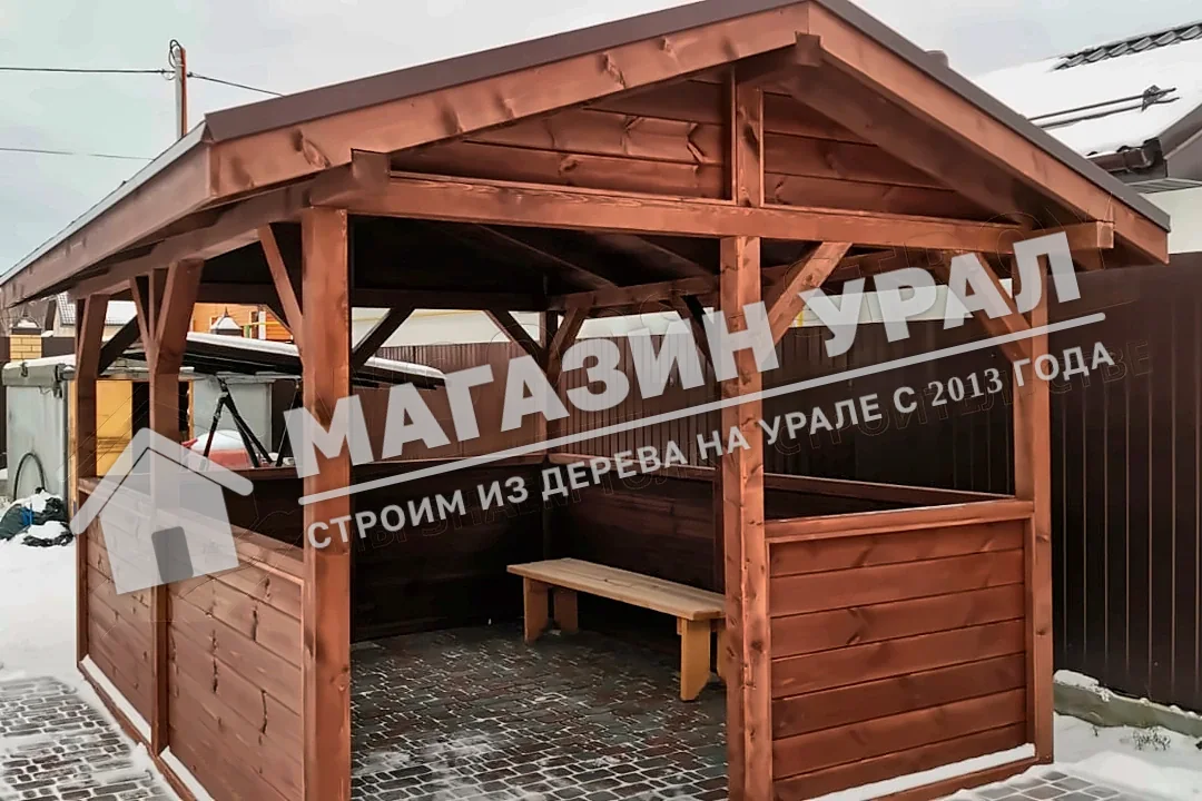 Открытая беседка с глухим ограждением «Каштан» — фото
