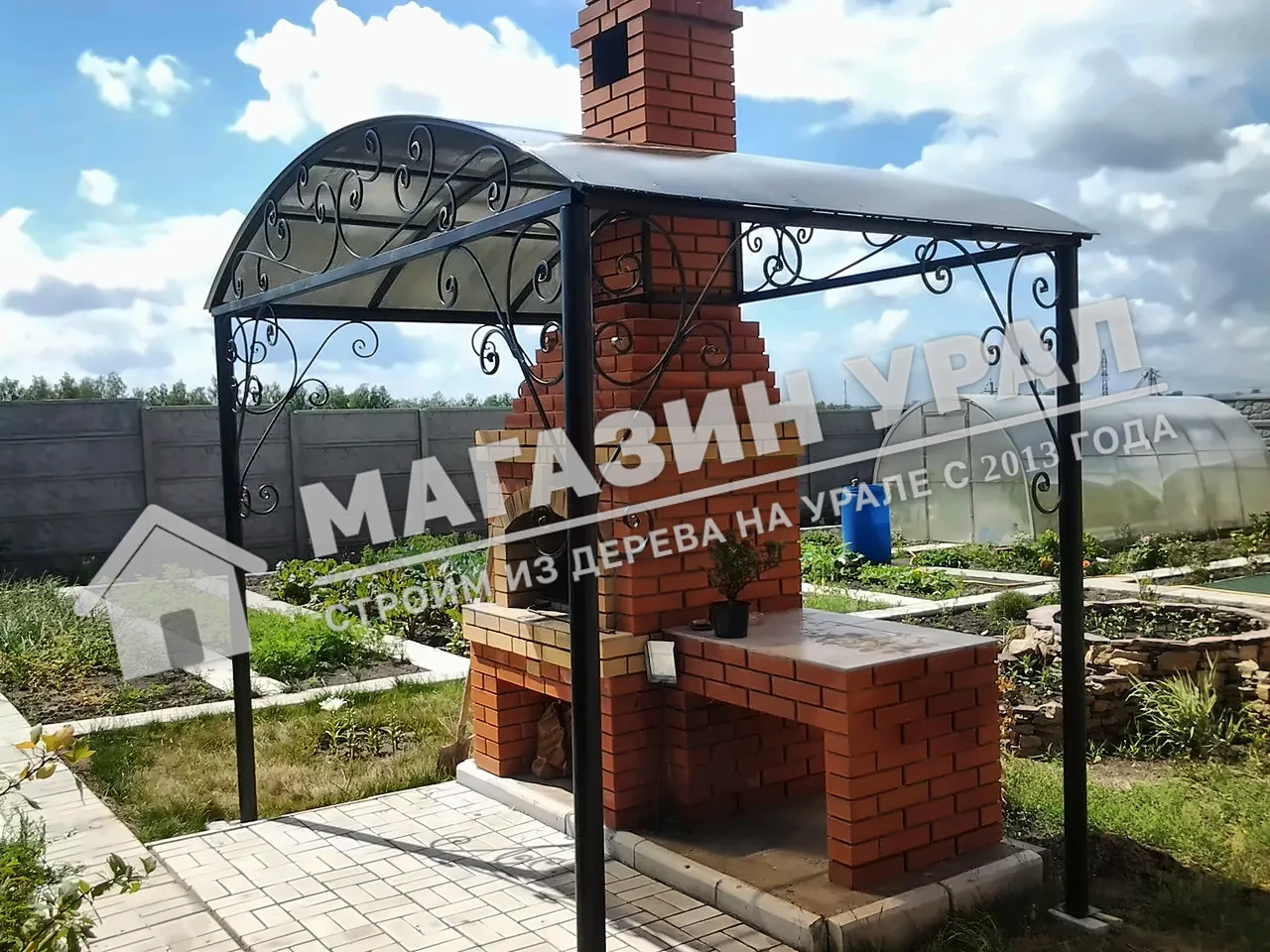 Навес над мангалом «Кузнец» — фото